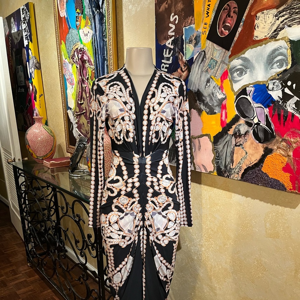 Jewelry print long sleeve midi dress